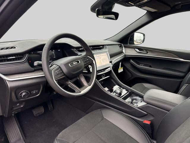 2026 Jeep Grand Cherokee L Altitude 4x4