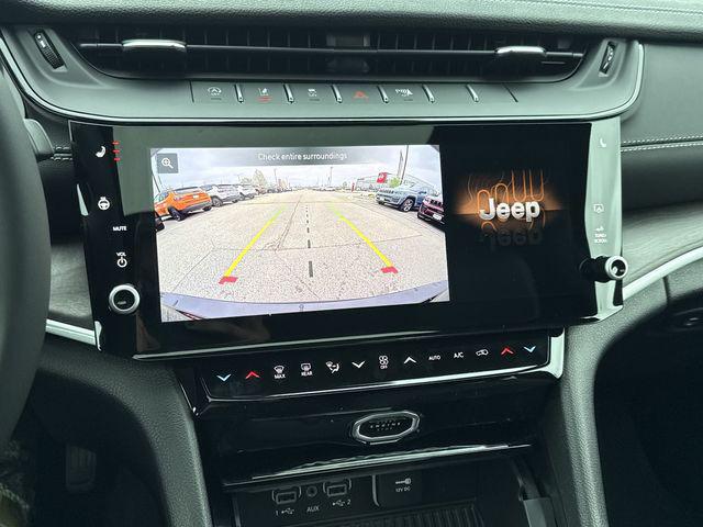 2026 Jeep Grand Cherokee L Altitude 4x4