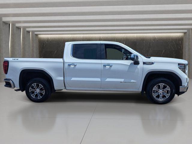 2025 GMC Sierra 1500 4WD Crew Cab Short Box SLT