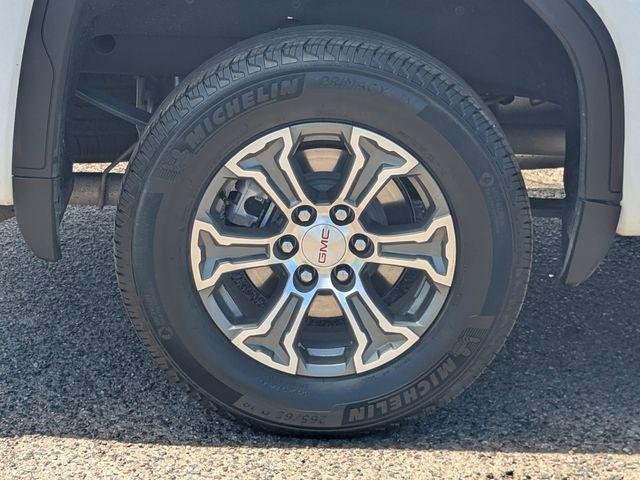 2025 GMC Sierra 1500 4WD Crew Cab Short Box SLT