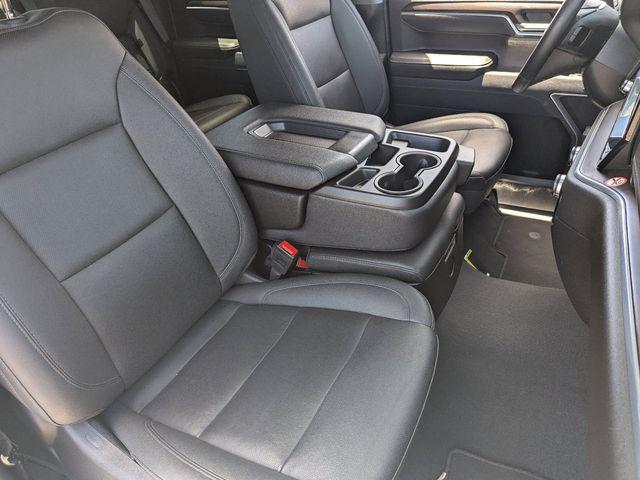 2025 GMC Sierra 1500 4WD Crew Cab Short Box SLT
