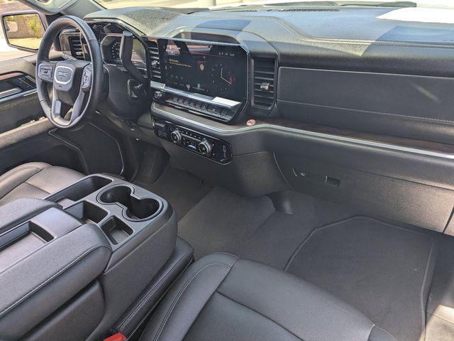 2025 GMC Sierra 1500 4WD Crew Cab Short Box SLT