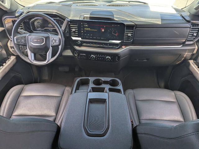 2025 GMC Sierra 1500 4WD Crew Cab Short Box SLT