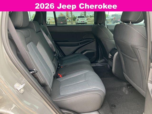 2026 Jeep Cherokee Laredo 4x4