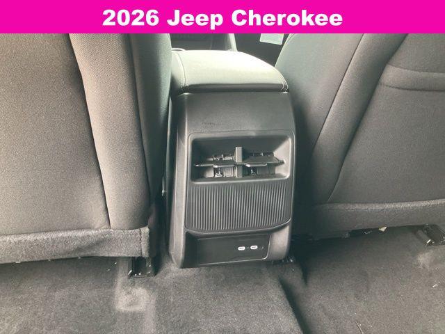 2026 Jeep Cherokee Laredo 4x4