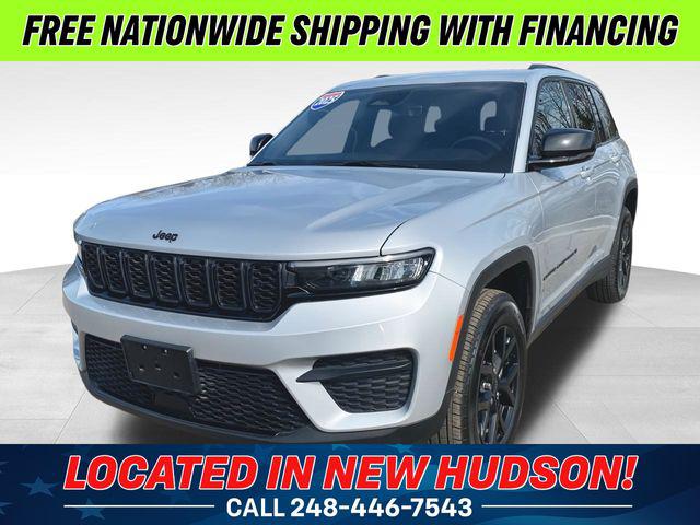 2025 Jeep Grand Cherokee Altitude 4x4 for sale in New Hudson, MI