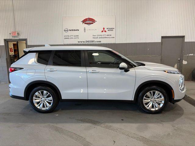2026 Mitsubishi Outlander ES 1.5T S-AWC