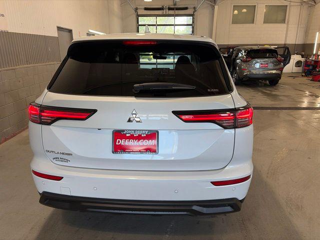 2026 Mitsubishi Outlander ES 1.5T S-AWC
