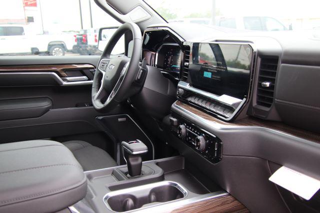2026 Chevrolet Silverado 1500 4WD Crew Cab Short Bed LT Trail Boss
