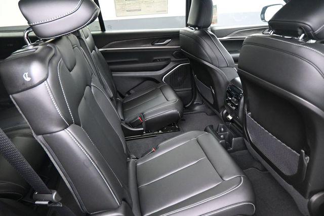 2026 Jeep Grand Cherokee L Limited 4x4
