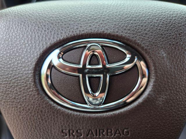 2023 Toyota Sienna Platinum