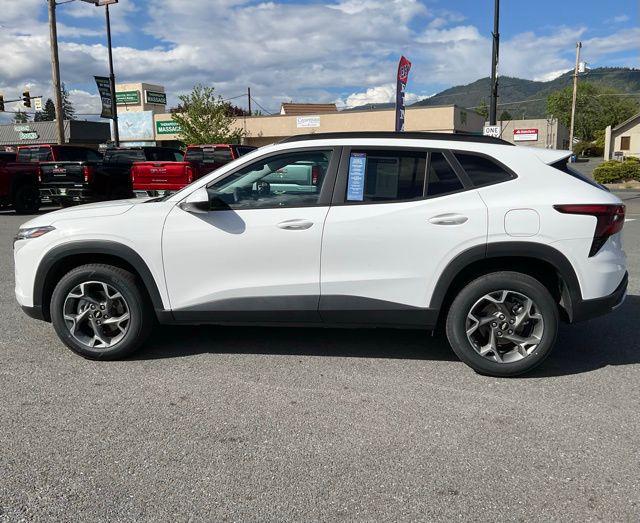2025 Chevrolet Trax FWD LT