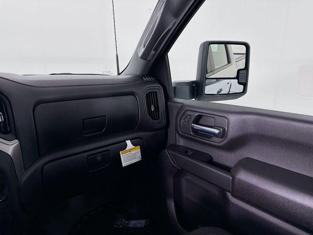 2026 GMC Sierra 2500HD Crew Cab, Standard Bed, Pro, 4WD