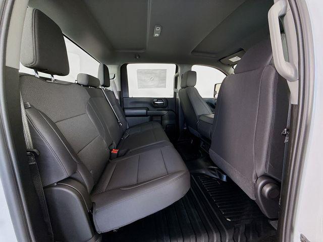 2026 GMC Sierra 2500HD Crew Cab, Standard Bed, Pro, 4WD