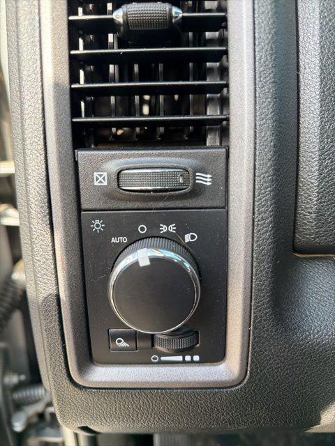 2022 Ram 1500 Classic Tradesman Crew Cab 4x4 5'7" Box