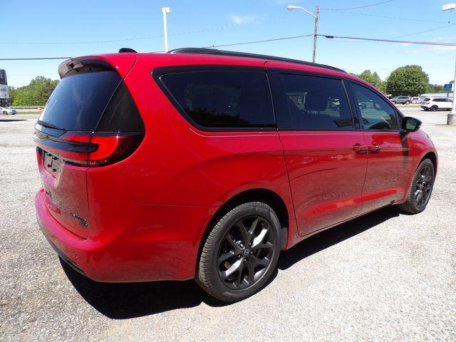2026 Chrysler Pacifica Limited AWD