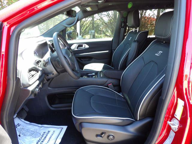 2026 Chrysler Pacifica Limited AWD
