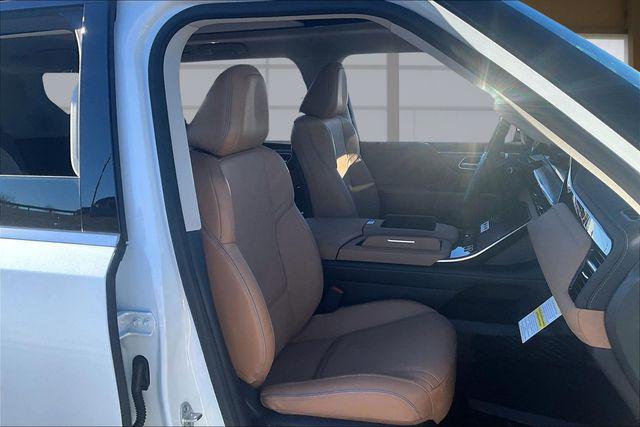 2026 INFINITI QX80 LUXE AWD