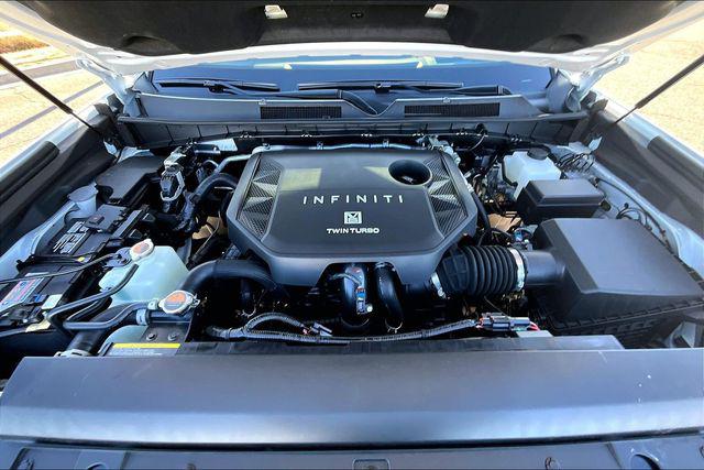 2026 INFINITI QX80 LUXE AWD