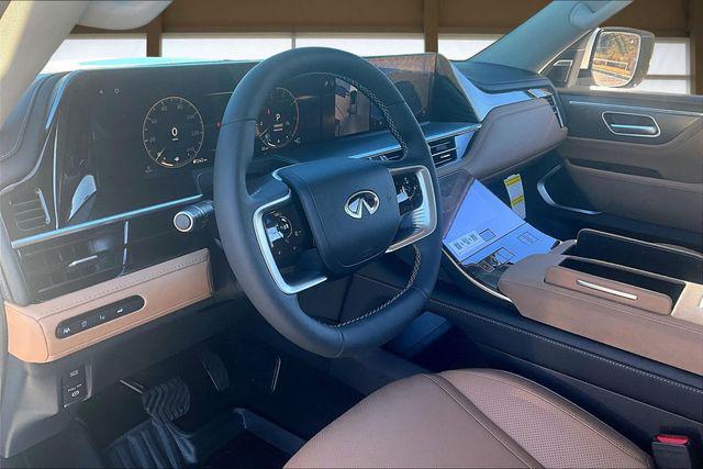2026 INFINITI QX80 LUXE AWD