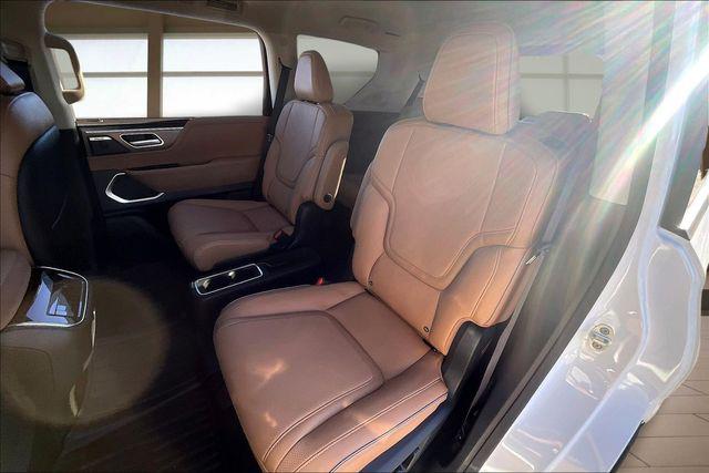 2026 INFINITI QX80 LUXE AWD