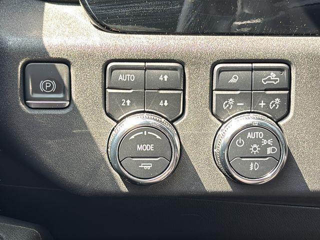 2023 GMC Sierra 1500 4WD Crew Cab Short Box SLT