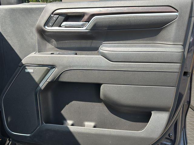 2023 GMC Sierra 1500 4WD Crew Cab Short Box SLT