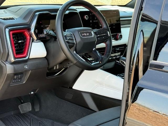 2023 GMC Canyon 4WD Crew Cab Short Box AT4X