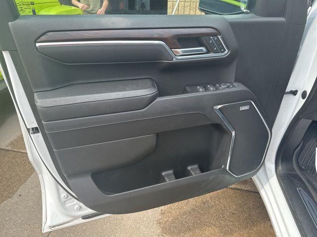 2023 GMC Sierra 1500 4WD Crew Cab Standard Box SLT
