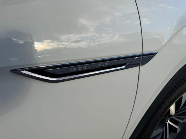 2021 Volkswagen Atlas Cross Sport 3.6L V6 SEL Premium R-Line