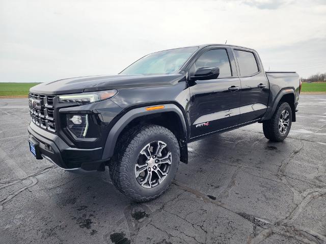 2024 GMC Canyon 4WD AT4 for sale in Watseka, IL