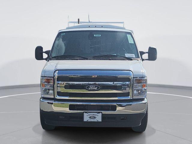 2026 Ford E-350 Cutaway Base