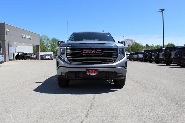 2024 GMC Sierra 1500 4WD Crew Cab Short Box AT4