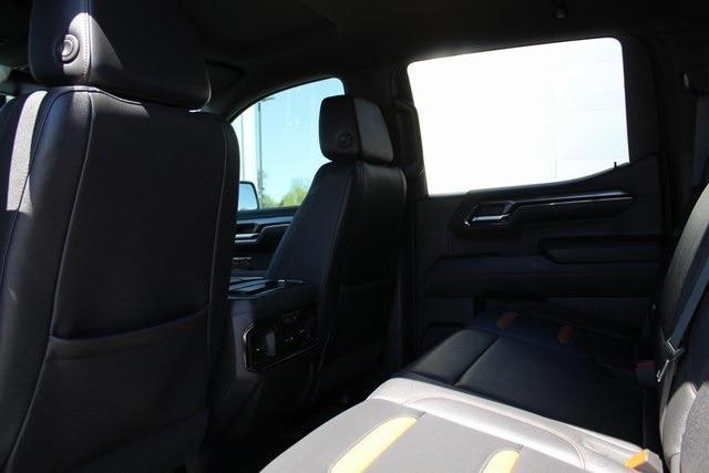 2024 GMC Sierra 1500 4WD Crew Cab Short Box AT4