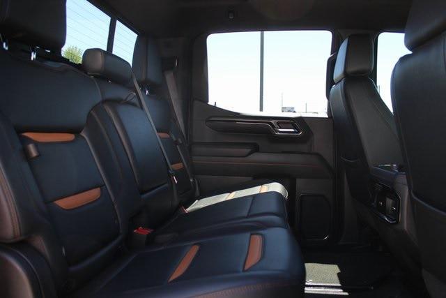2024 GMC Sierra 1500 4WD Crew Cab Short Box AT4