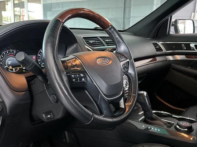 2016 Ford Explorer Platinum