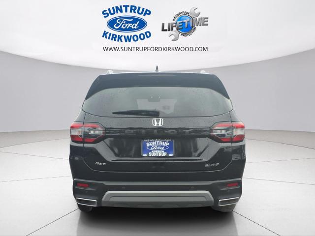2023 Honda Pilot AWD Elite