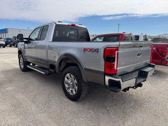 2023 Ford F-350 LARIAT