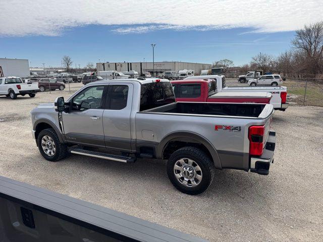 2023 Ford F-350 LARIAT