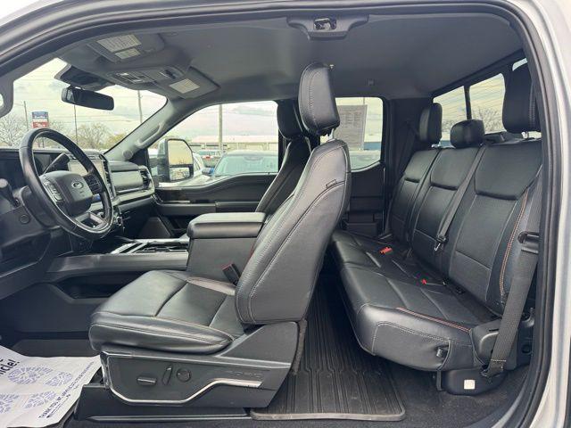 2023 Ford F-350 LARIAT