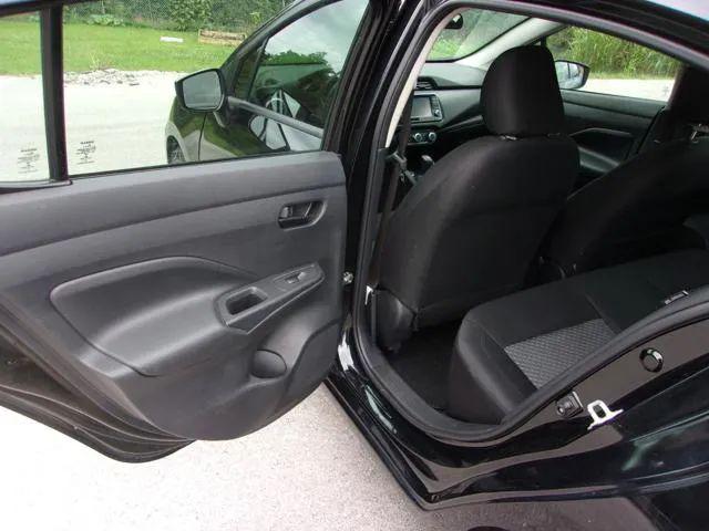 2021 Nissan Versa S Xtronic CVT