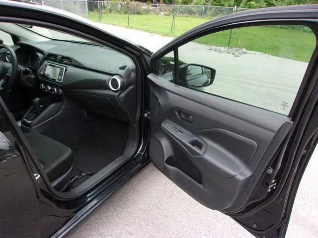 2021 Nissan Versa S Xtronic CVT