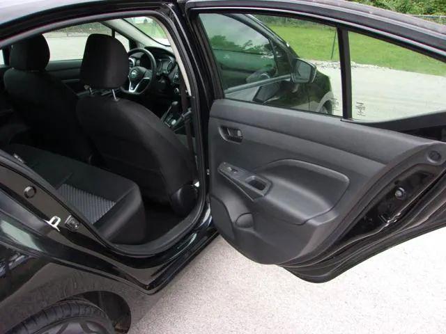 2021 Nissan Versa S Xtronic CVT