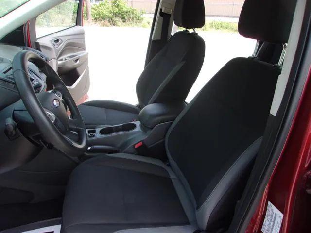 2015 Ford Escape S