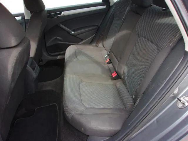 2017 Volkswagen Passat 1.8T S