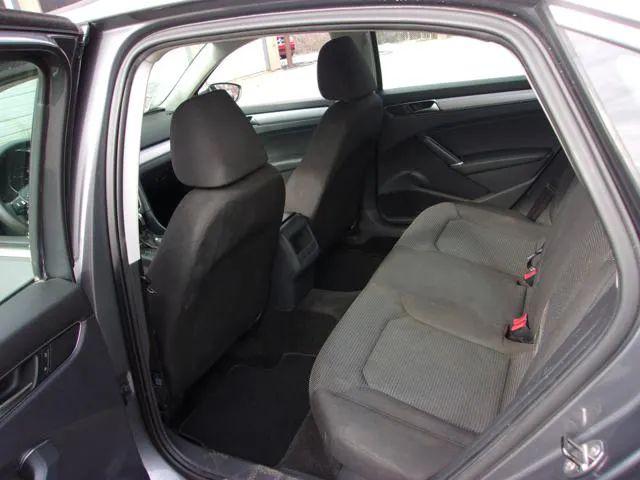 2017 Volkswagen Passat 1.8T S