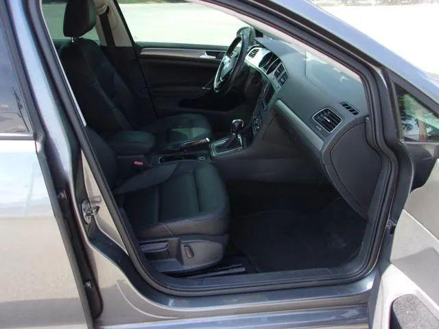2017 Volkswagen Golf TSI Wolfsburg Edition 4-Door