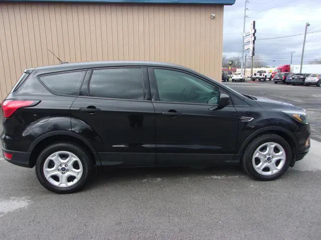 2019 Ford Escape S