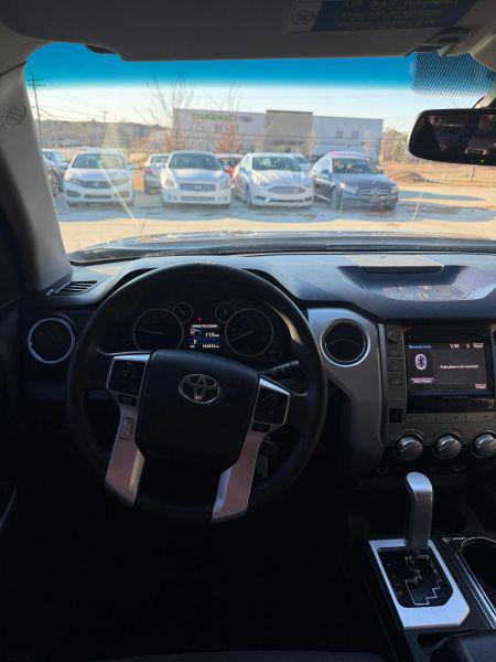 2014 Toyota Tundra SR5 5.7L V8