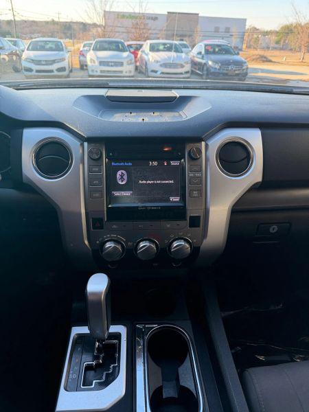 2014 Toyota Tundra SR5 5.7L V8